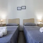 Casa Gioiosa Holidays Апартаменты Джоиоза-Мареа